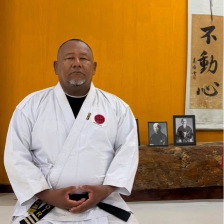 Prof. Karatê Valdir Oliveira